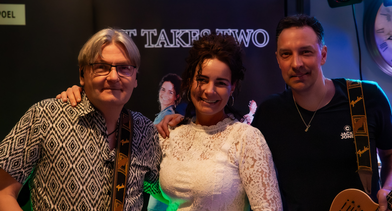 It Takes Two bandleden